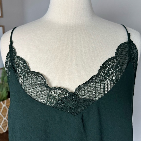 Boutique x Royal & Reese Camisole Tank Top Lace 90s Hunter Green NWTs - Picture 2 of 8